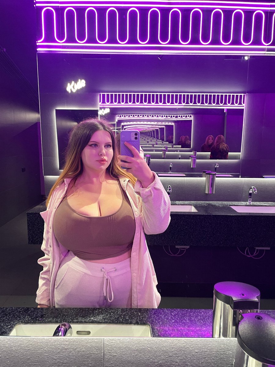 🥰
