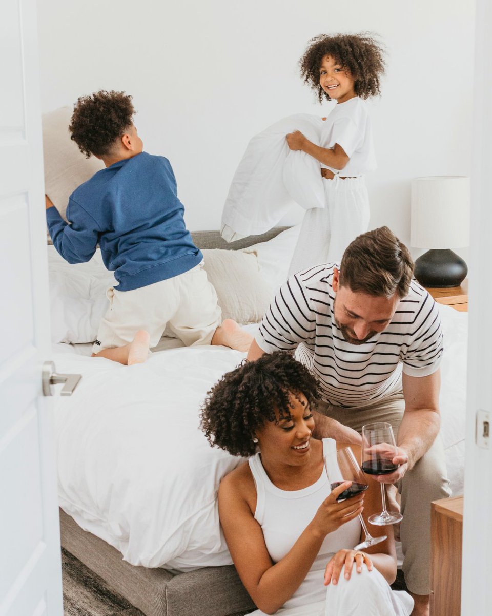 Looking for the ultimate March Break getaway, closer to home? 

Whether you're planning a fun-filled family trip, or a cozy retreat, Lake Simcoe Stays offers the perfect setting to make lasting memories.  Visit ow.ly/WxAt50V8x3C for details and book your stay today!