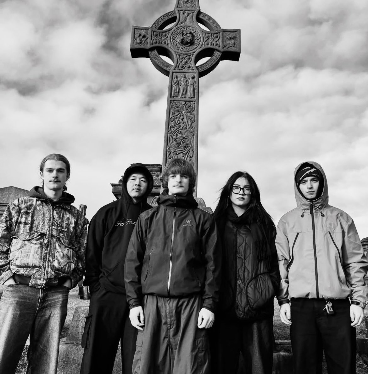 Blade’s new EP “The Final Descent” streaming everywhere now via Ephyra. Physical release soon.

FFO: Straight Savage Style, one handed cartwheels, evil demonic shit