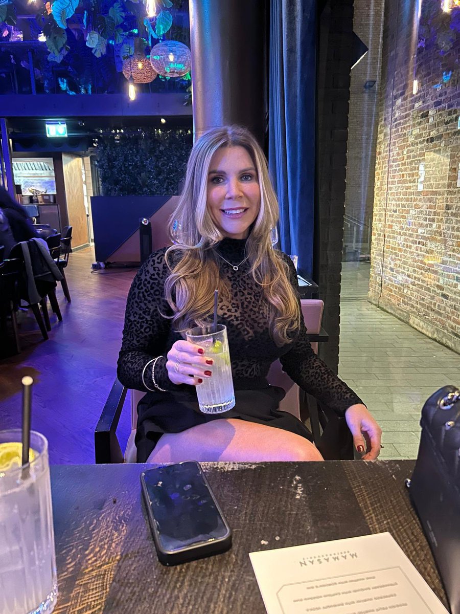 #Mamasan 🍾🎉🥂