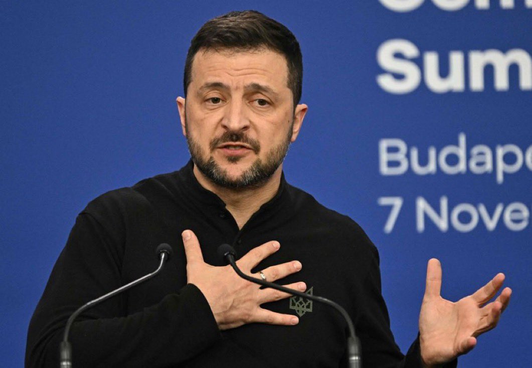 Le député ukrainien Oleksandr Dubinsky demande une session d'urgence du Parlement ukrainien pour la destitution de #Zelensky suite à la rencontre avec #Trump.

#DonaldTrump2025 #JDVance2025 #ElonMusk2025 #Trump2025 #MAGA #MAGA2025 #Ukraine #Poutine