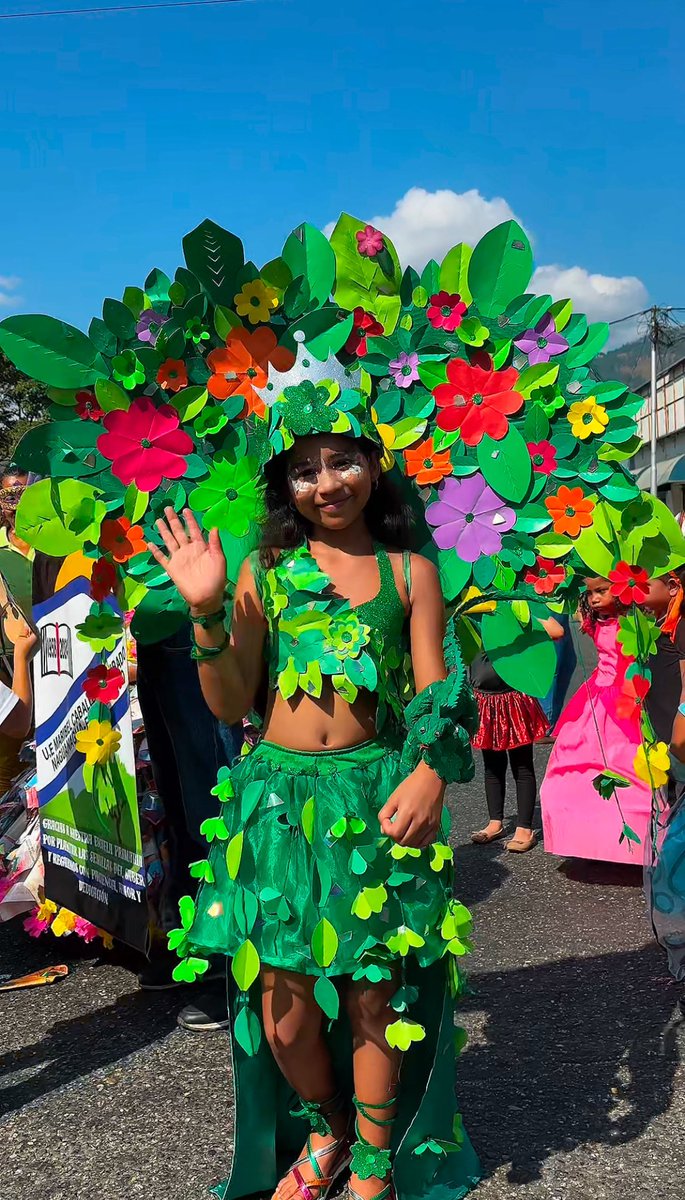 poncelalo284's tweet photo. Carnavales en #Naguanagua https://t.co/AU2arJGGHU