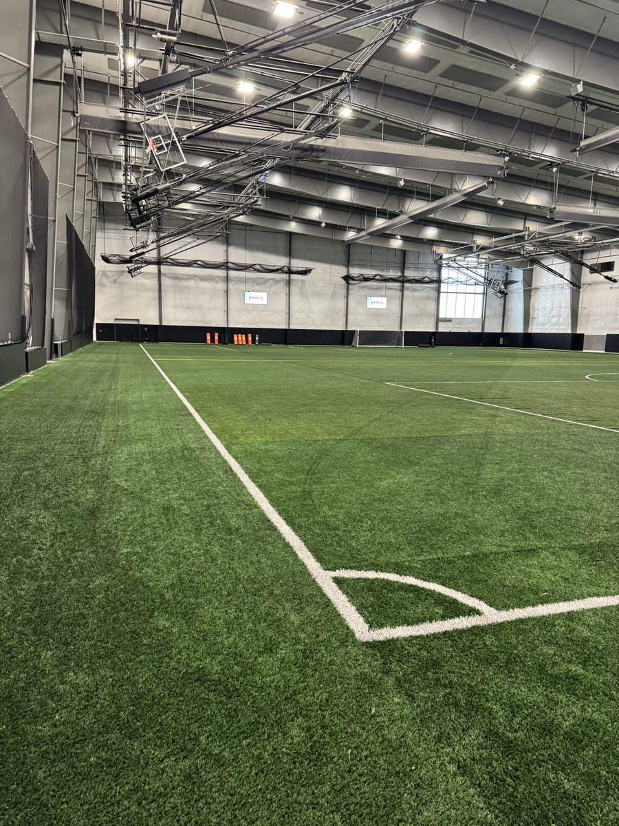 CoachPFieldTurf's tweet image. When we say Customer Service we mean it here @FieldTurf. Out grooming our field at the new @WyomingSportsRanch in Casper! #IndustryLeader #CustomerService