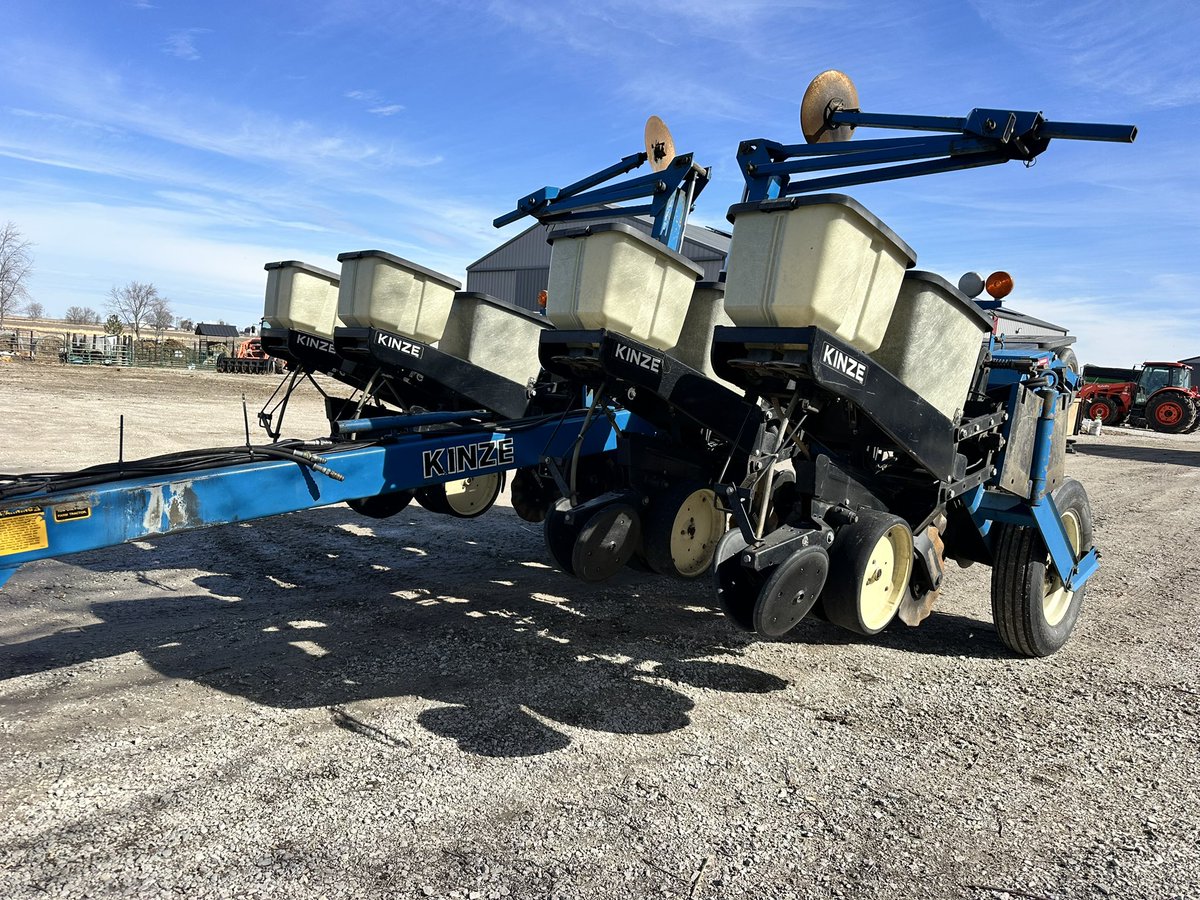 Aaron Combs tweet media