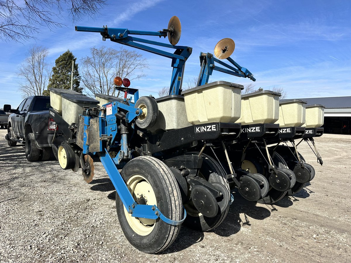 Aaron Combs tweet media