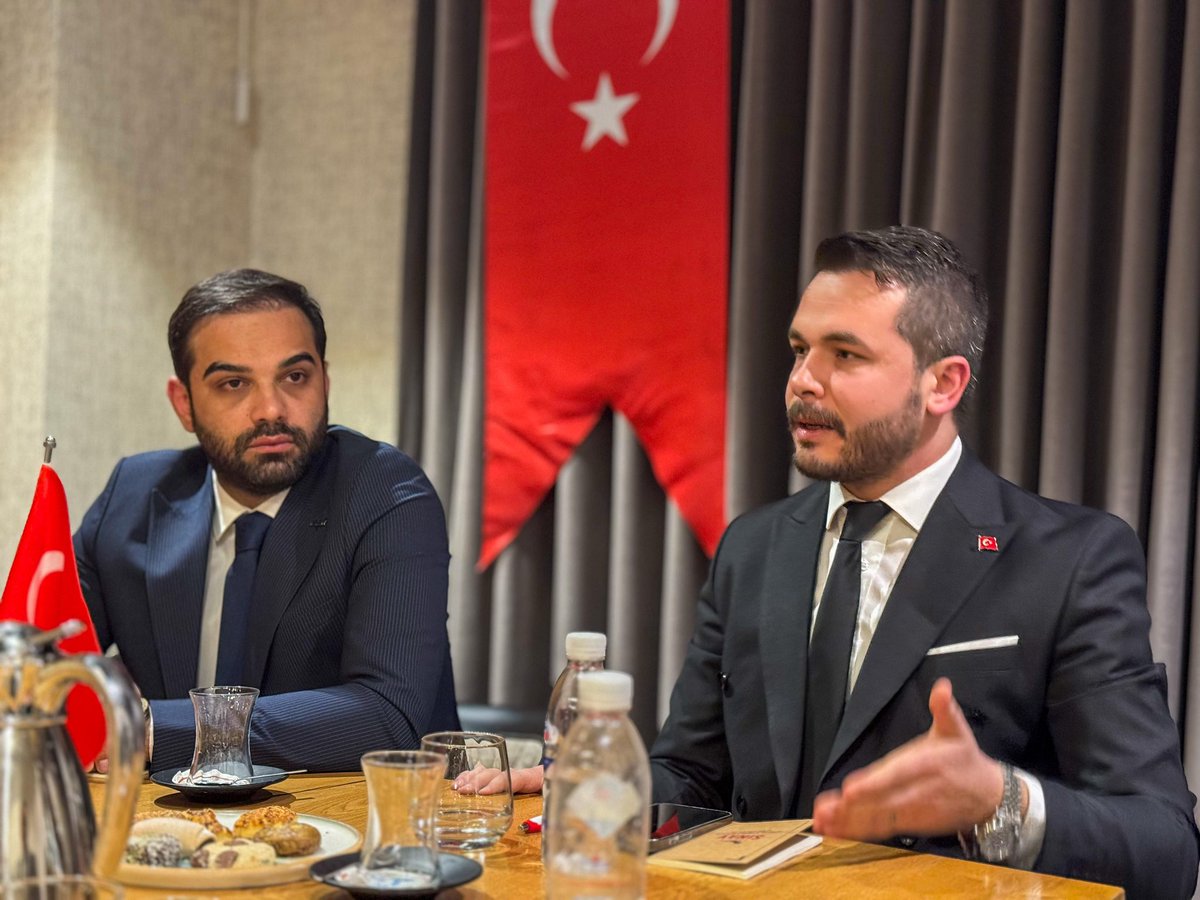 AnkaraAskonGenc's tweet photo. Genç Askon Ankara Şubesi Başkanı Hasan ARISOY ve Yönetim Kurulu olarak haftalık toplantımızı icra ettik.

Genel durum değerlendirmesi sonrası ramazan ayının öncesinde toplantımızda ramazan ayı programları hakkında değerlendirmelerinde bulunduk. https://t.co/c8Be78yfVN