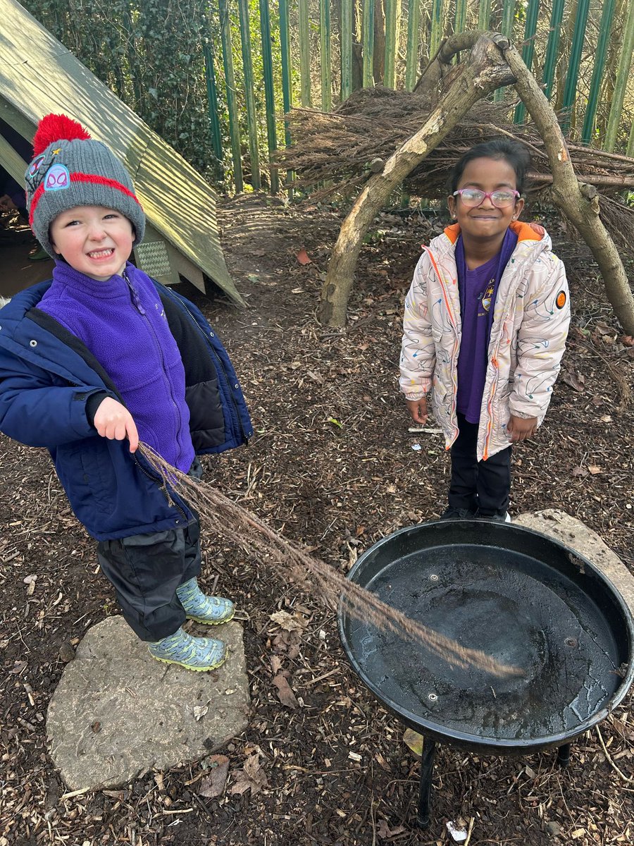 StAlbans_Sch's tweet photo. Y1 loved Forest School today! How lucky are we to have this area in out school #careforcreation #stewardsofcreation
#Forestschool https://t.co/fJ7gHZVLmz
