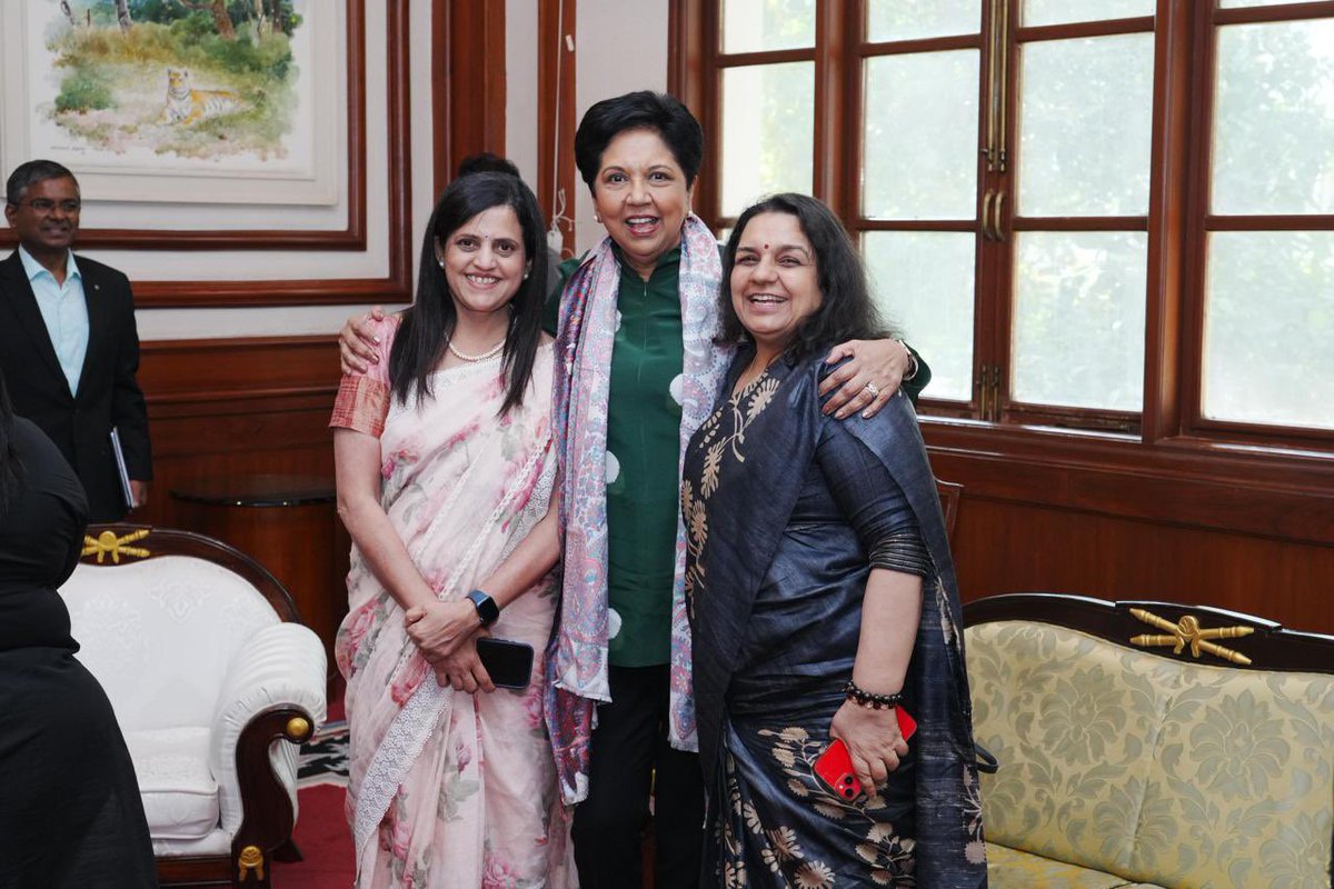 Sheer delight to meet #IndraNooyi as member of US delegation led by Ned Lamont Governor of Connecticut. She continues to inspire with her grounded approach and authentic leadership. Someone who broke the glass ceiling to reach top leadership position in the US corporate world.