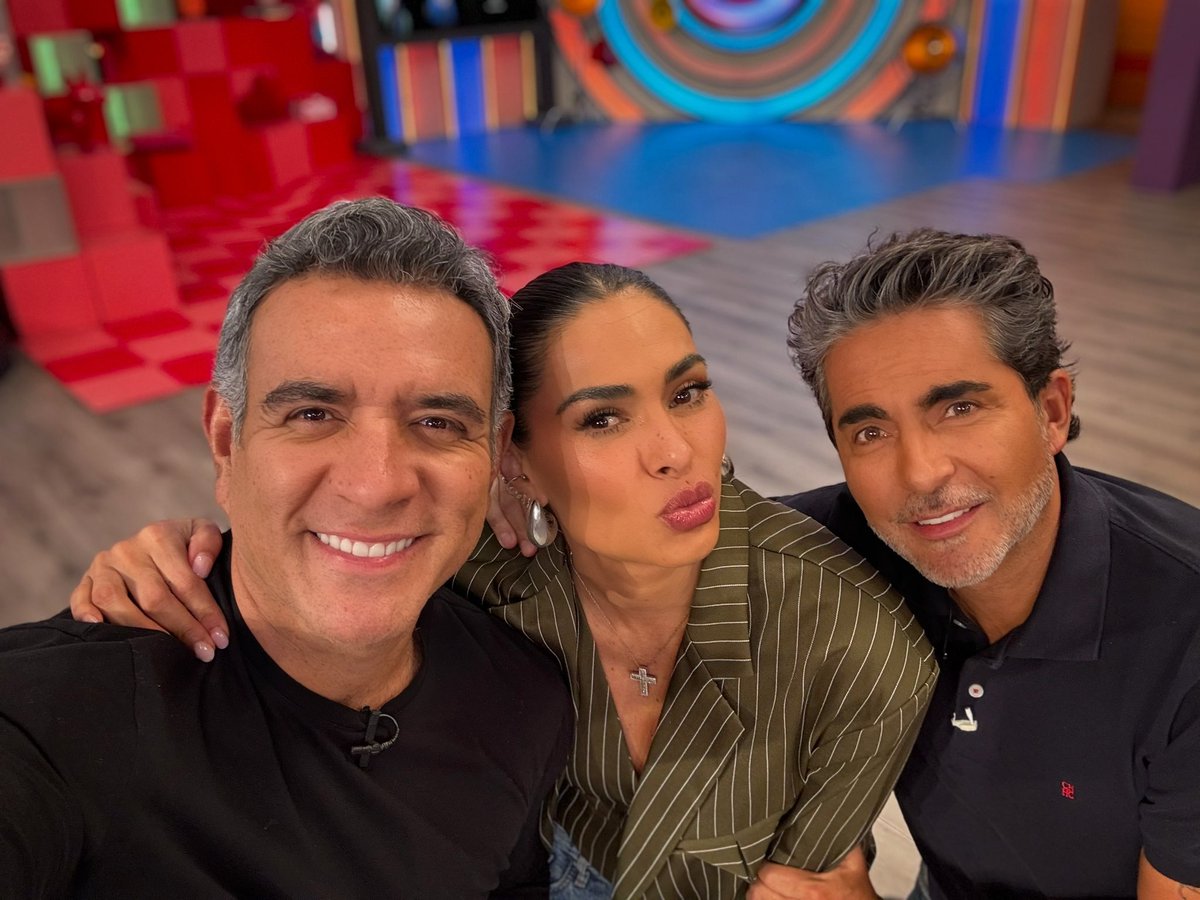 Como amo estos dos!!! 😍 Te extrañé Andrea!!!