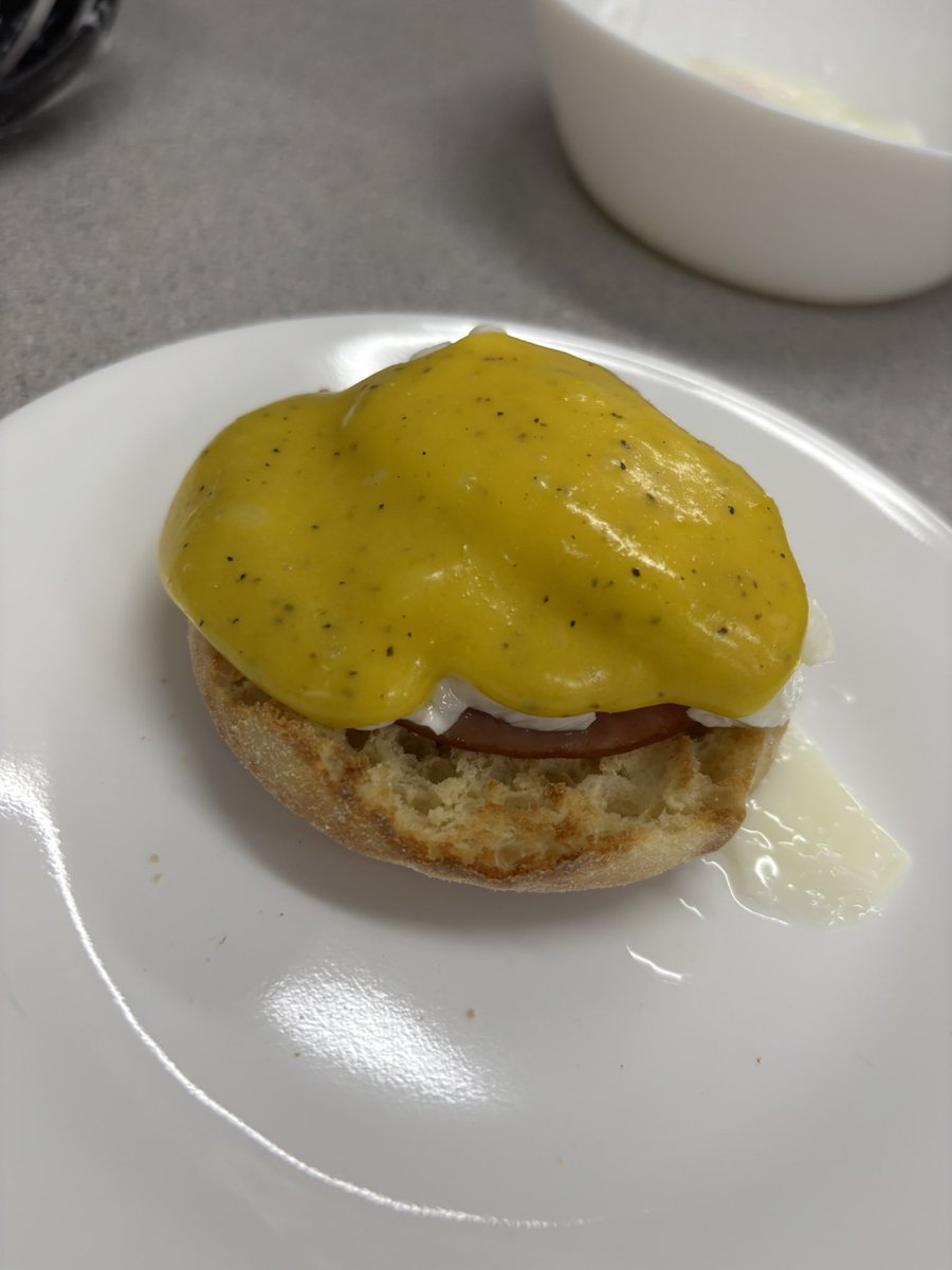 Courtney Callen tweet media