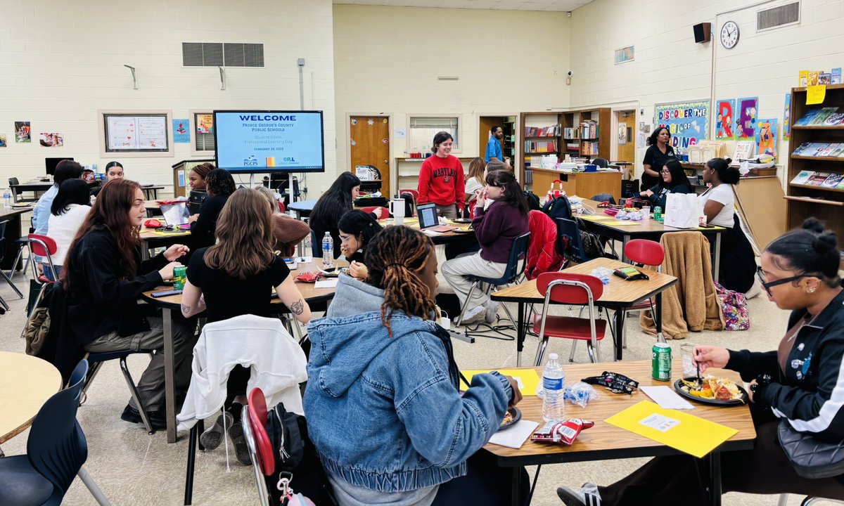 📝Members of our OPLL team supported PDS Interns today. Interns were given strategies and valuable tools they can use in their classrooms. <a href="/pgcps/">PGCPS</a> <a href="/CoachKHolden14/">Dr. Kristi Holden</a> <a href="/DrMYWilson/">Melissa</a> <a href="/hrpgcps/">PGCPSHR</a> #PGCPSProud
