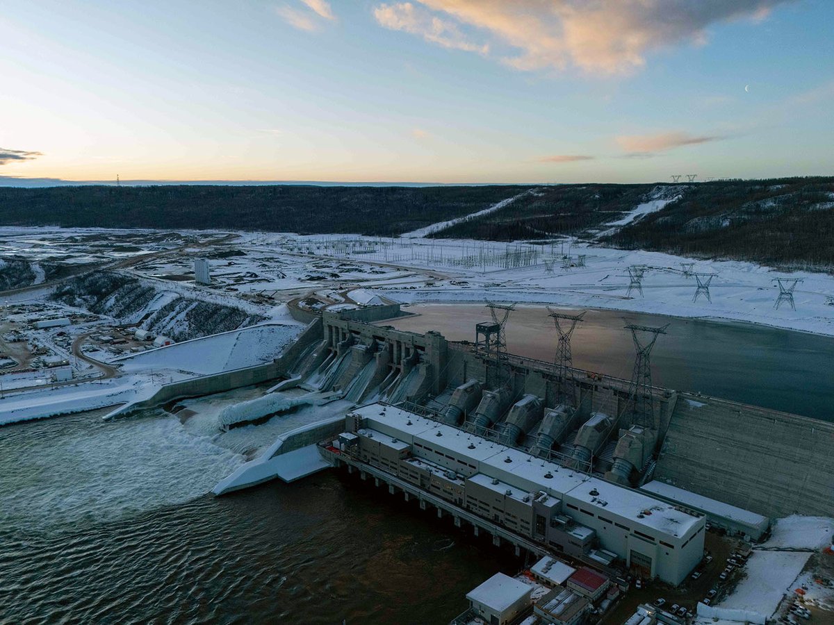 sitecproject's tweet image. More than 80% of the 1,717 workers on the Site C project in January are from B.C.

Learn more in our latest employment report: ow.ly/yZ9t50V8xry