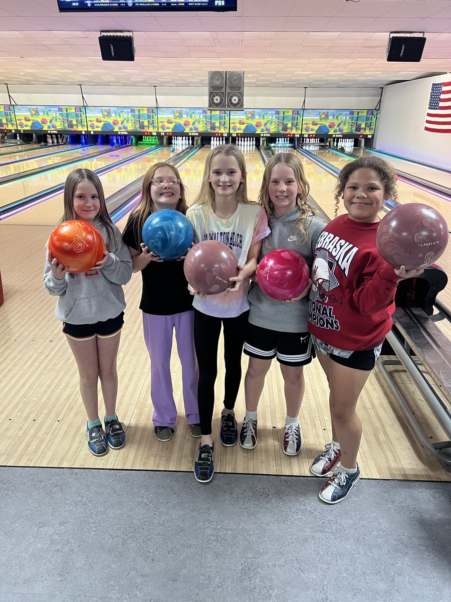 Katie Thompson (@mrsthompson05) on Twitter photo 5th Grade Field Trip to 30 Bowl in Fremont! Mr. Thayer taught the students how to bowl in PE class, and now they get to bowl at a real bowling alley! <a href="/YutanChieftains/">Yutan Public Schools</a> 5th Grade Field Trip to 30 Bowl in Fremont! Mr. Thayer taught the students how to bowl in PE class, and now they get to bowl at a real bowling alley! <a href="/YutanChieftains/">Yutan Public Schools</a>