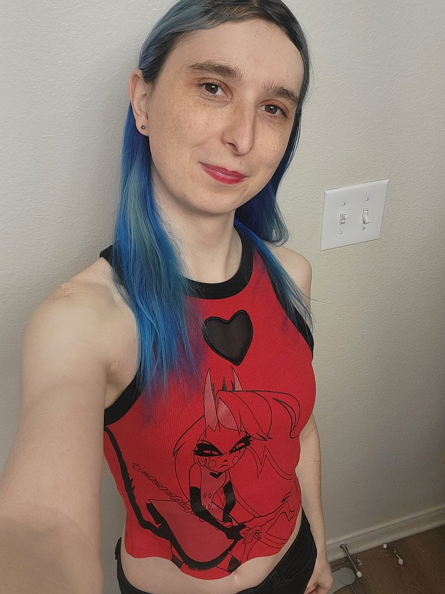 New outfit from the <a href="/HotTopic/">Hot Topic</a> collection of @HazbinHotel!! I love Charlie's battle form~ 
Happy to support this show in any way I can 🥰 
#CharlieMorningstar #newoutfit #twitchstreamer