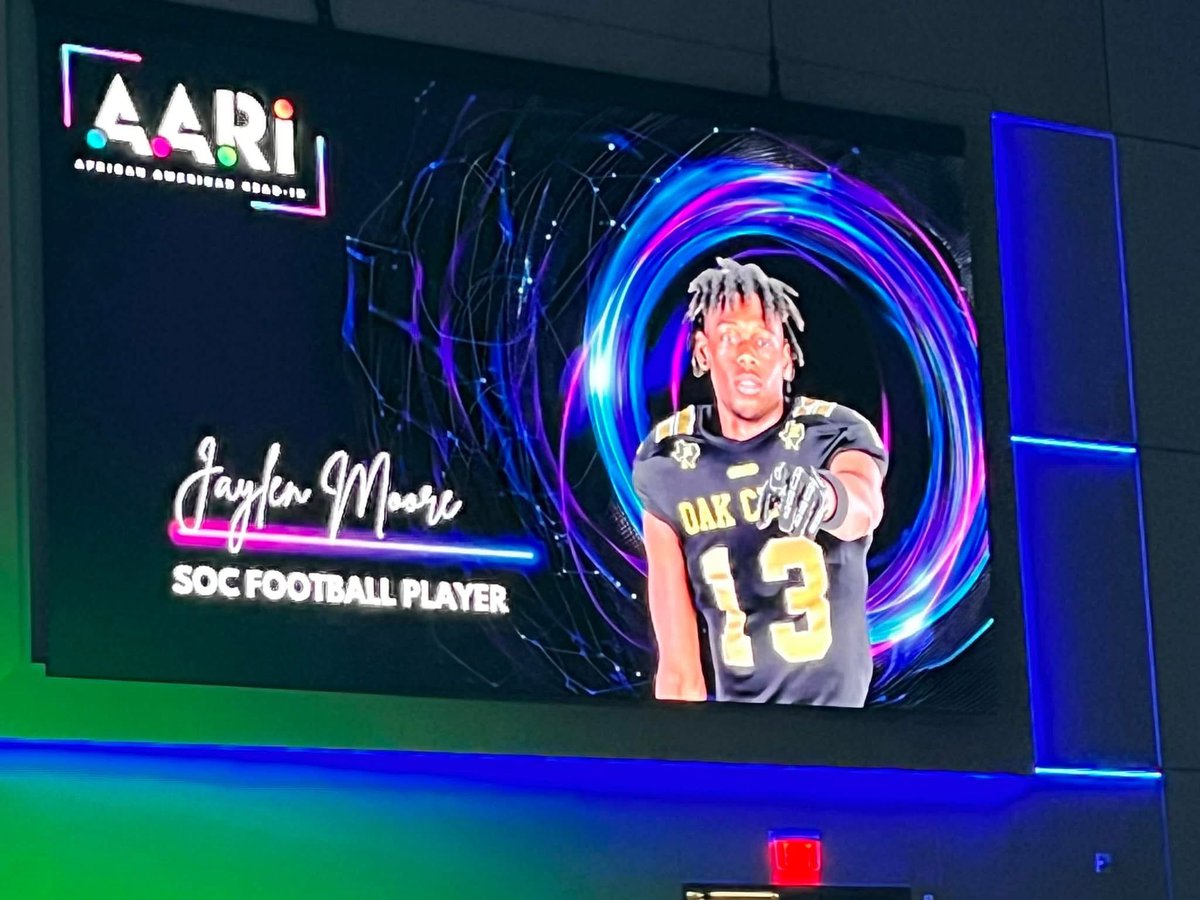 Coach Traylor (@coach_traylor) on Twitter photo Shout out to <a href="/jay1enmoore/">Jaylen Moore🌟</a> for showing up and showing out for the next generation! #PLAYBIGDALLAS #AARI #Dallasisd #SOCNATION <a href="/dallasathletics/">Dallas ISD Athletics</a> <a href="/dallasschools/">Dallas ISD</a> Shout out to <a href="/jay1enmoore/">Jaylen Moore🌟</a> for showing up and showing out for the next generation! #PLAYBIGDALLAS #AARI #Dallasisd #SOCNATION <a href="/dallasathletics/">Dallas ISD Athletics</a> <a href="/dallasschools/">Dallas ISD</a>