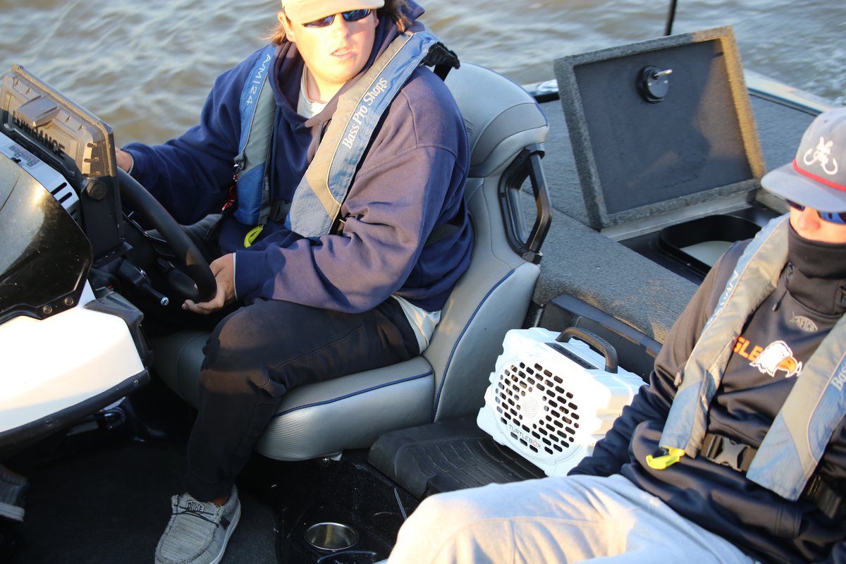 CollegiateBass's tweet photo. Favorite playlist activated and good vibes on deck!
@TurtleboxAudio
#TurtleboxAudio #LIVEFREE #Music #Speaker #Fishing #AFTCO #AnyFishAnyWater #WeAreCollegiateBass https://t.co/WmAoISG15o