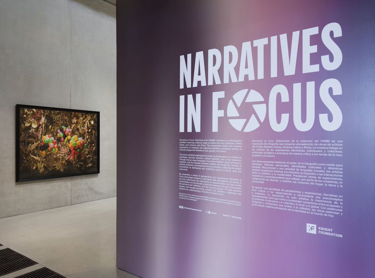 pamm's tweet image. Cada obra cuenta una historia, pero ¿cómo cambia la narrativa cuando observamos más de cerca? 🔍
"Narratives in Focus" reúne piezas de la colección de PAMM que exploran identidad, historia y comunidad a través de la fotografía y otros medios.bit.ly/3XlDZPz