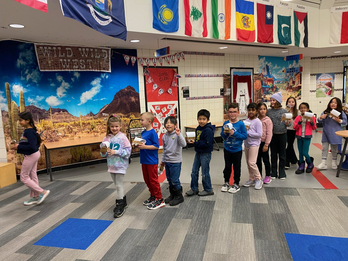 Musa2nd's tweet image. Learning all about The American West is fun! Travel with us through the Oregon Trail!