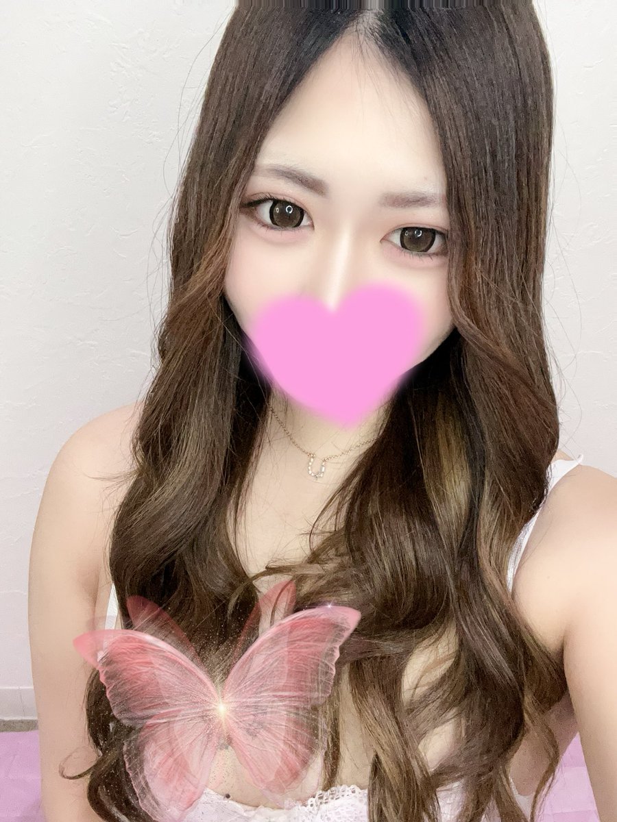 本指のお兄さん会いに来てくれてありがとうすぎたあ🥰🥰

しあわせですっ🫶🏻

明日も出勤してるのでお誘い是非お待ちしてます🦋