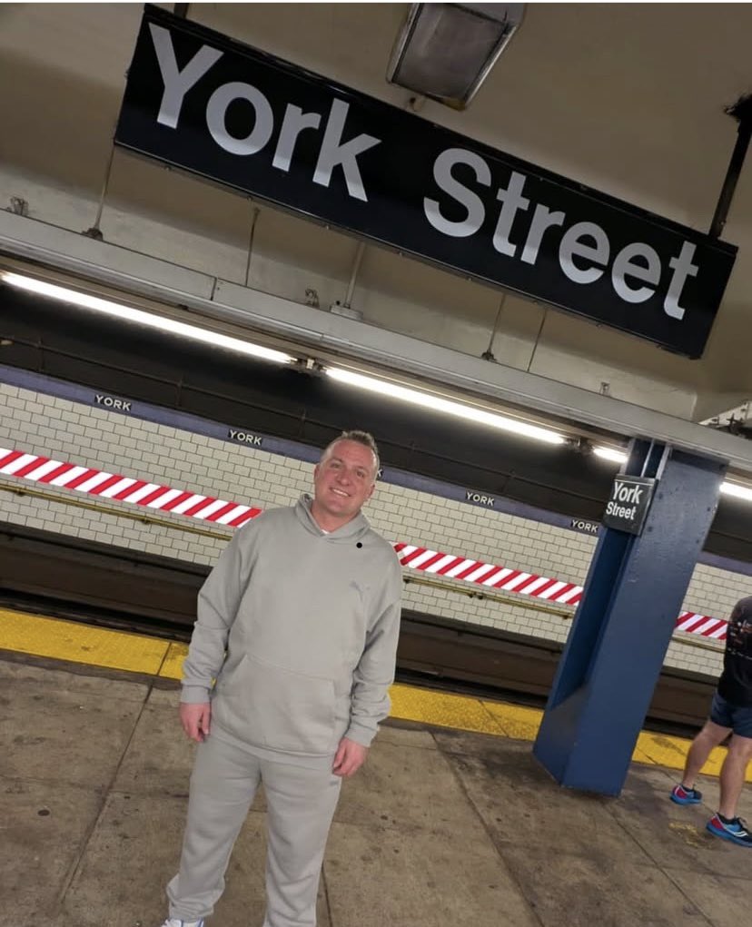 When your in new  York but your back home <a href="/bostonunited/">Boston United</a>  🧡🖤❤️