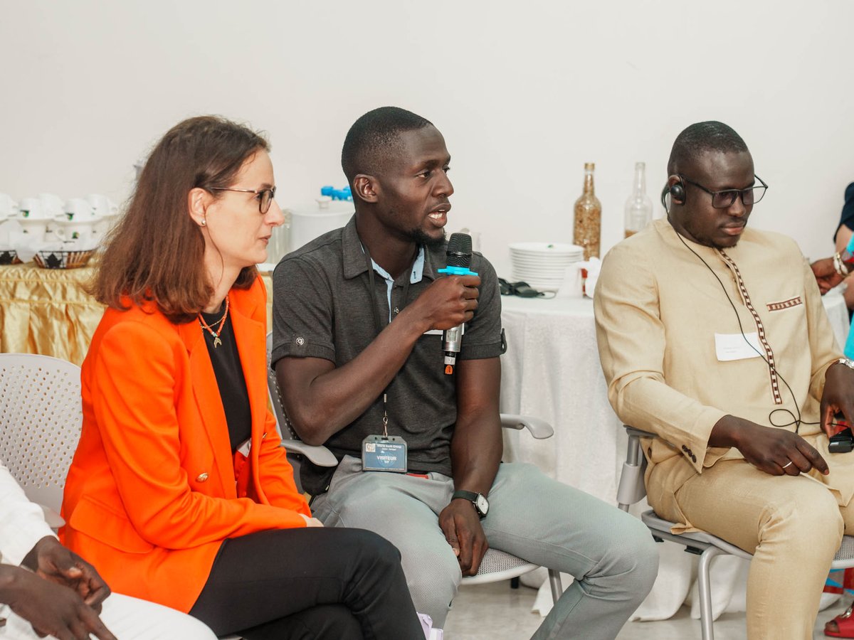 Setting young people up for success starts with providing the training they need.

The graduates I met today are eager to apply their talents &amp; skills to make their mark in the workforce.