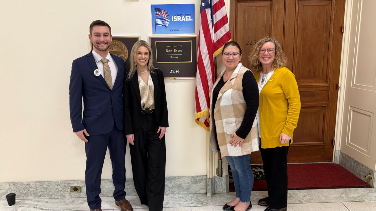 bcutd_advocacy's tweet photo. We're grateful for the hundreds of volunteers in Washington, D.C. today. Together, they’re urging lawmakers to pass legislation that can end needless treatment delays facing pediatric cancer patients and support investments in childhood cancer research. #KidsFirst2025 #ActionDays https://t.co/EcrG5zDHsr