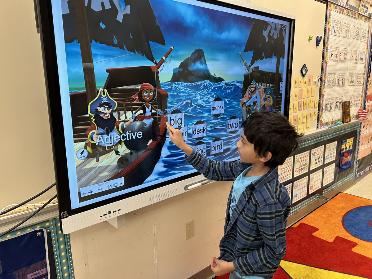 jaguar222's tweet image. First graders love practicing grammar when the use their Smart Panel and Notebook software. They QUICKLY sorted INTERESTING adjectives and adverbs! @lumiosocial @LowerMerionSD