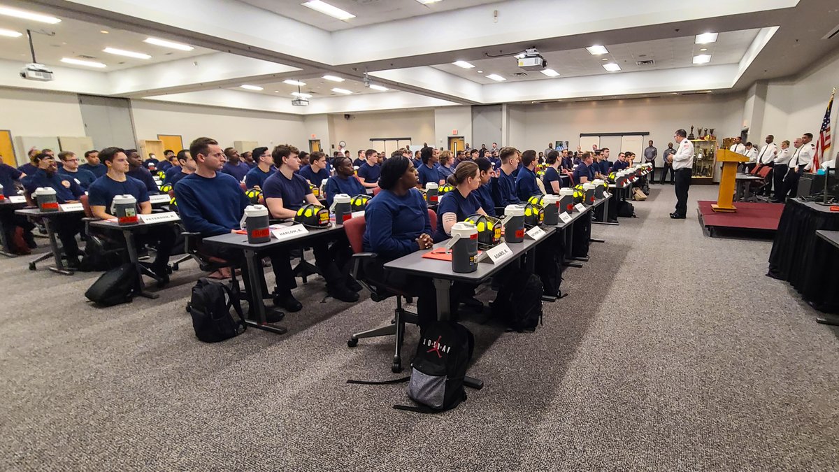 🚒🔥 Welcome, Recruit Classes 127 &amp; 128! 
We’re thrilled to welcome 107 new recruits to the Memphis Fire Department! This diverse group is bringing the heat with a mix of recruits, EMTs, AEMTs, paramedics, and certified firefighters, all ready to serve our city. #findyourfire