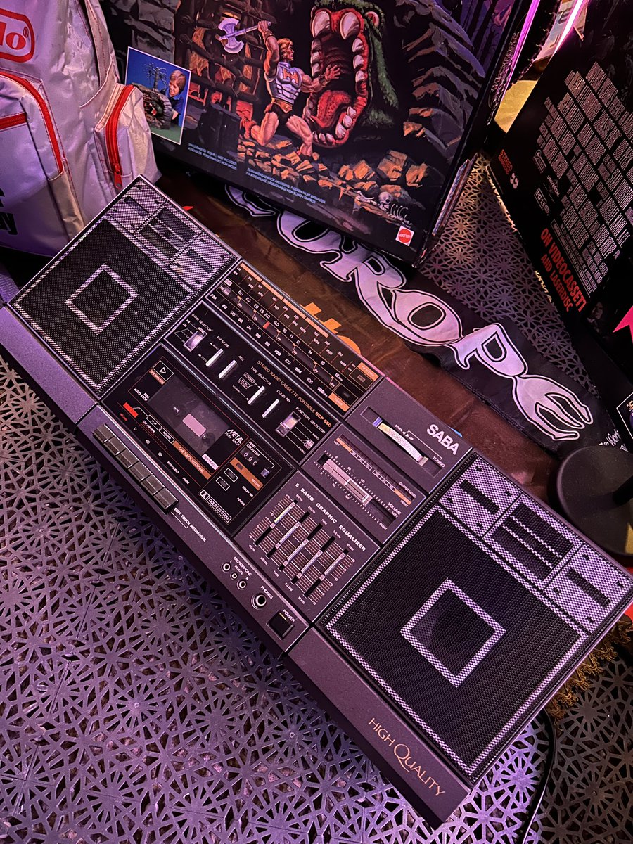 ⚡️🔊 Found this stunning SABA boombox from 1986. :) It has thick wooden speakers walls and sounds AMAZING. #saba #boombox #vintagetech #vintagetechnology #80s #80spopculture