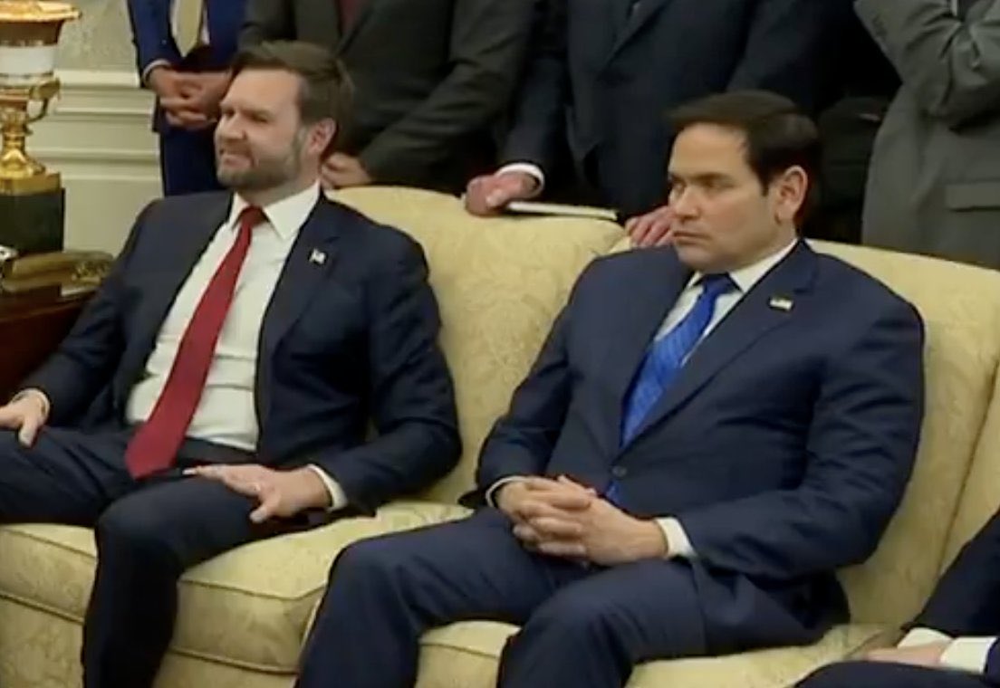 torontobaddy's tweet image. Guess which one is embarrassed to be there.