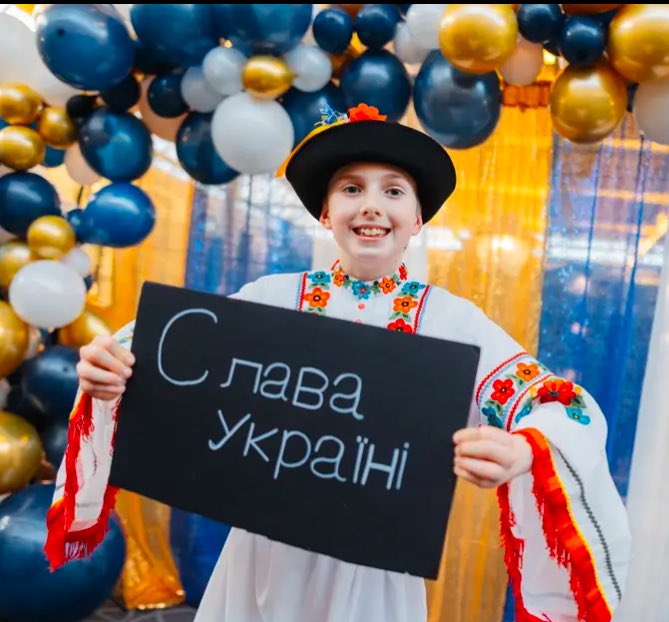 🇺🇦Stand with Ukraine 🇺🇦
#StandWithUkraine 🇨🇦