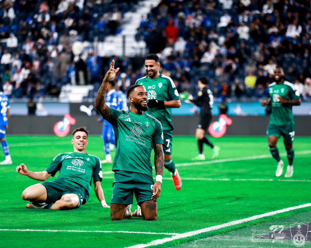ALAHLI_FCEN's tweet photo. 15 league goals in total, and counting..
11 goals in the last 7 league matchdays..

T⚽️NEY is on FIRE 🔥 

#الأهلي_الهلال
#RoshnSaudiLeague https://t.co/Niy6TRRKuI