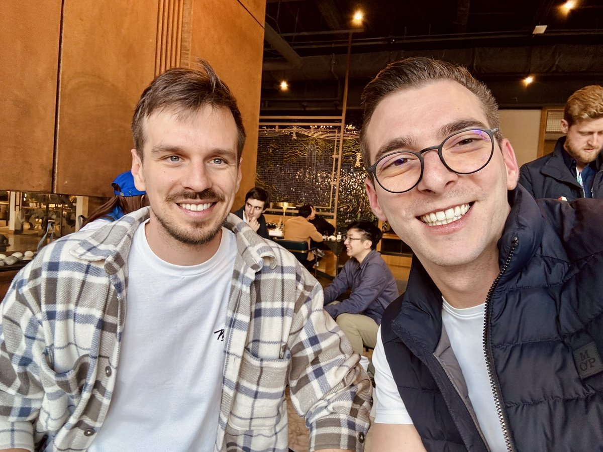 lucianmincu's tweet photo. GM from Denver 🇺🇸

hard core builders, engineers and founders. 

great to connect again with old friends. 

everyone is in execution mode. 🔥🫡 https://t.co/bViNE7OxQS