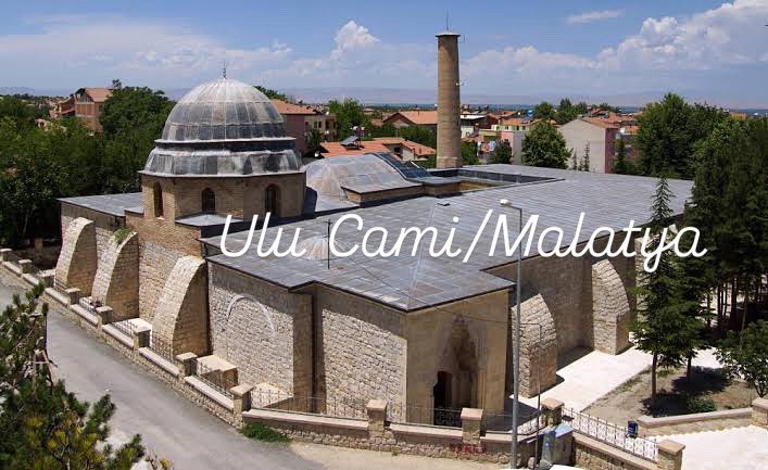 Aziz milletimizin ve tüm İslam âleminin Ramazan-ı Şerif’ini tebrik ederim. Ramazan ayının ülkemiz, milletimiz, âlem-i İslam ve bütün insanlık için hayırlara vesile olmasını Yüce Mevla’dan temenni ederim.
