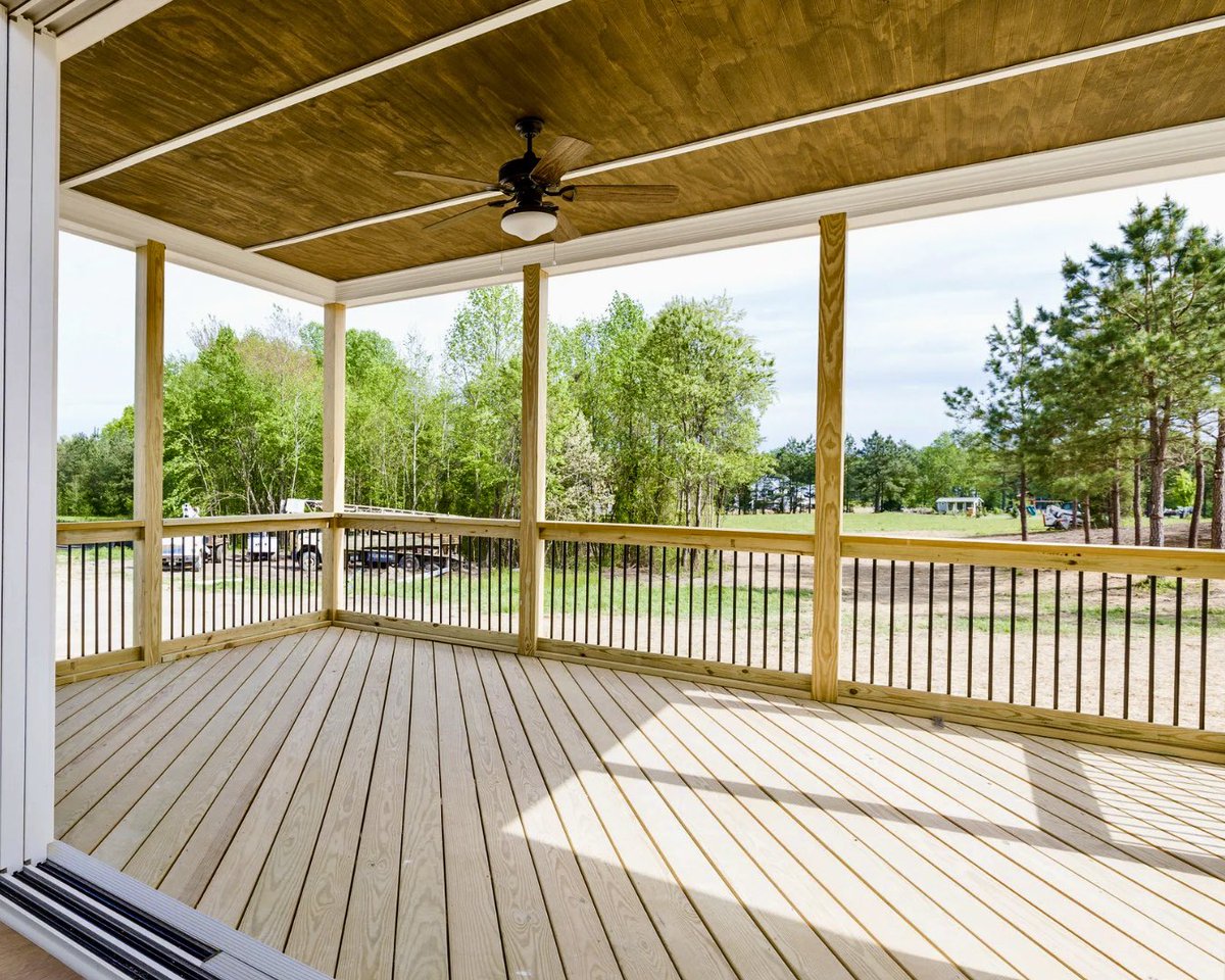 Step into Spring with a new deck.

Schedule your free consultation with Cadia to design your dream outdoor haven.