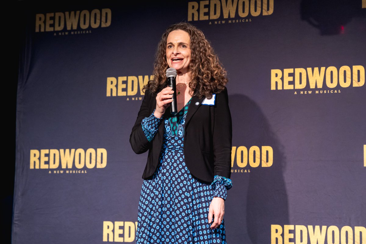 Honored to be part of <a href="/Redwoodmusical/">Redwood Musical</a>'s social impact night! 🎼🌳

So moving to see the themes of the climate crisis, tikkun olam, and finding life amidst grief so powerfully rendered on the Broadway stage by Idina Menzel, Tina Landau, Kate Diaz and the entire cast and crew!