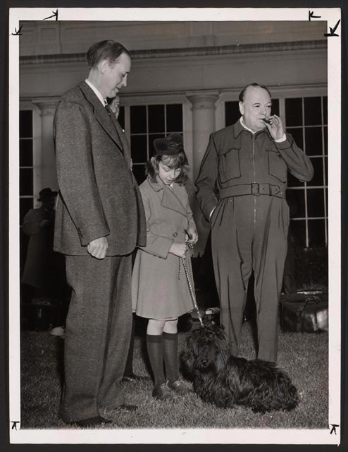 qwerty_robe's tweet photo. @mtgreenee @brianglenntv War time Primw Minister Churchill visiting the White House 1942 https://t.co/t89iFSvMoU