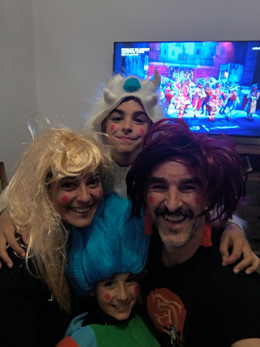 Nuestro ramalazo gaditano viendo esta final desde Alpandeire.
#35Finales #coac25