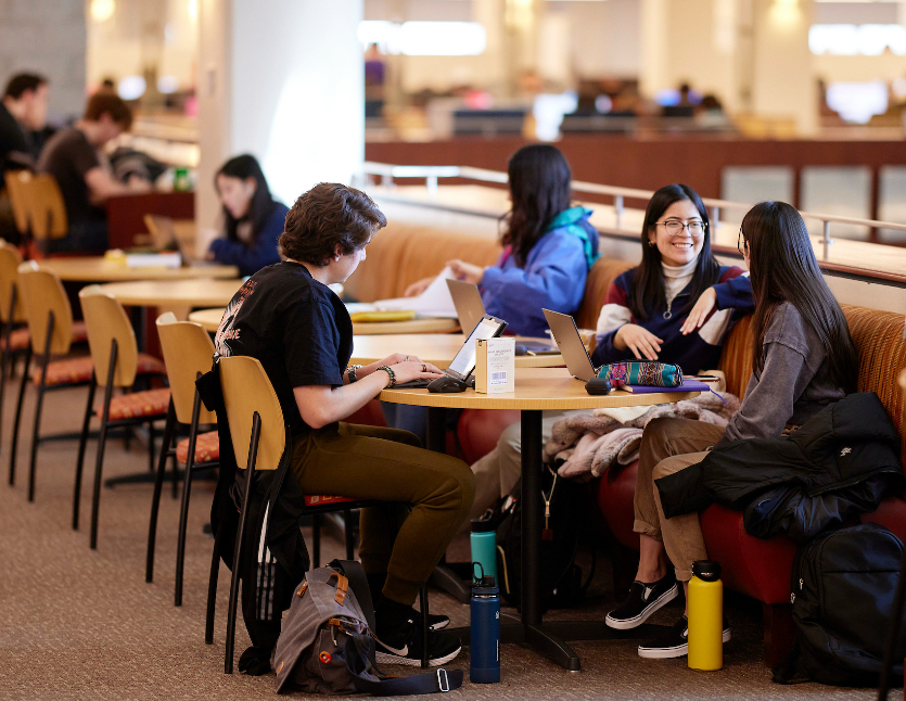 Teamwork makes the dream work! 💡📚  Together, we’re mastering the semester! 

#unlv #rebels #college