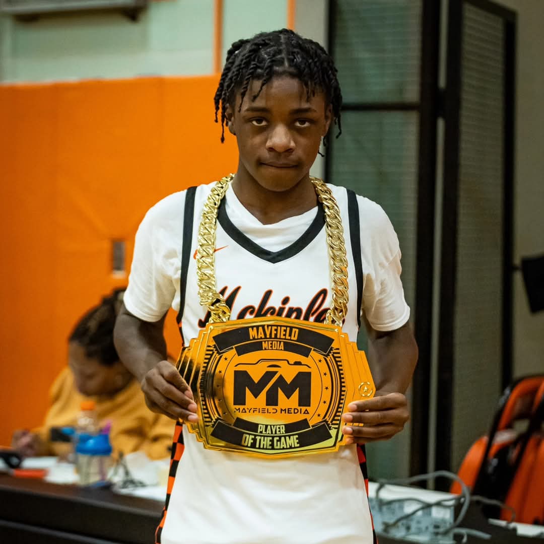 Coaches Corner 🎙 (@coachescorner23) on Twitter photo #CoachesCorner
8th grade rising star Camarii Staples drops 39pts in his 1st playoff appearance!! Future is bright for this kid 👑 <a href="/MckBasketball/">State Champs</a>
#Hardwork #Dedication #CoachesCorner
8th grade rising star Camarii Staples drops 39pts in his 1st playoff appearance!! Future is bright for this kid 👑 <a href="/MckBasketball/">State Champs</a>
#Hardwork #Dedication