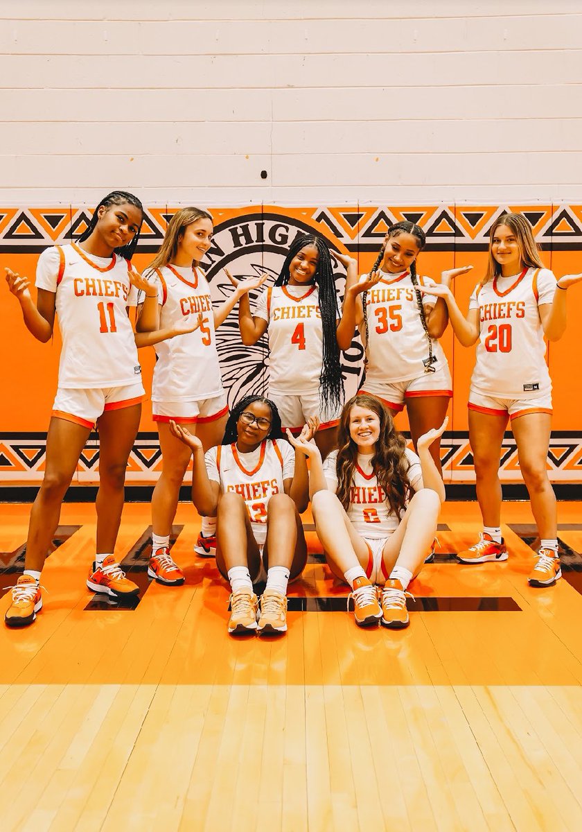 Monacan GBB (@monacangbb) on Twitter photo 🏀Final Score🏀
#Monacan 70
#Henrico 72
🔸Lila Donnelly ‘25: 30 points & 5rbs
🔸Trinity Jones ‘25: 15 points & 8rbs
🔸Zaria Vann ‘28: 10 points & 5rbs
The Chiefs are 19-6 on the year and are the Region 4B Runner Ups!
#ChiefPride #RvaW <a href="/cfieldsports/">chesterfieldsports (from RVA Sports Network)</a> 🏀Final Score🏀
#Monacan 70
#Henrico 72
🔸Lila Donnelly ‘25: 30 points & 5rbs
🔸Trinity Jones ‘25: 15 points & 8rbs
🔸Zaria Vann ‘28: 10 points & 5rbs
The Chiefs are 19-6 on the year and are the Region 4B Runner Ups!
#ChiefPride #RvaW <a href="/cfieldsports/">chesterfieldsports (from RVA Sports Network)</a>