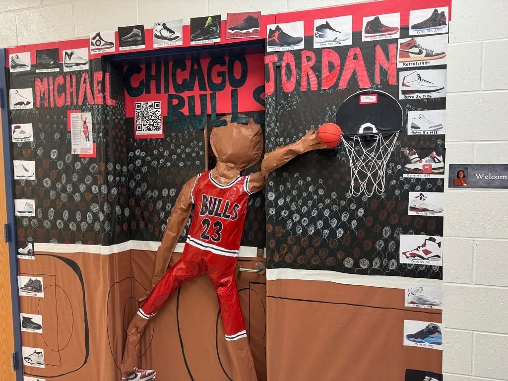 LarneElementary's tweet photo. Larne Elementary wrapped up Black History Month today with a door decorating contest. Classroom's celebrated a famous figure, ranging from authors to athletes. Some displays included videos produced by students, QR codes to resources and music. https://t.co/ho5JolJbGu