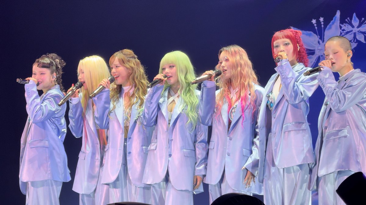 GarageWith's tweet image. #xg を圧倒的最前列で観る。VVIP シートとホテル宿泊がセットになった超プレミアシート、グローバルツアーパッケージ、通称グロパに参加した夢のような１日をまとめました。

youtu.be/wBWHiHYdDns

#xg
#GLOBALTOURZ
#グロパ