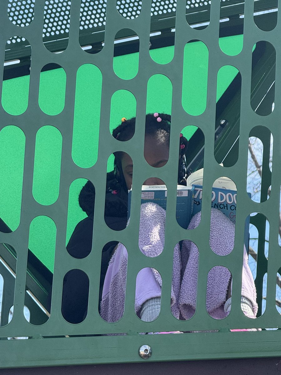 Monica Moriarty (@mrsmoriarty10) on Twitter photo I spy second graders reading at recess! #itsworthit <a href="/WilsonHillElem/">Wilson Hill Elem</a> <a href="/wcsdistrict/">Worthington Schools</a> I spy second graders reading at recess! #itsworthit <a href="/WilsonHillElem/">Wilson Hill Elem</a> <a href="/wcsdistrict/">Worthington Schools</a>