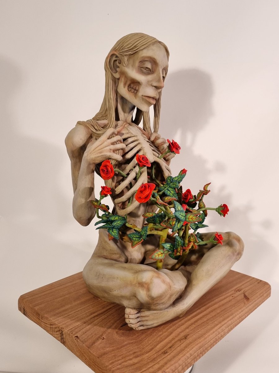 Emily Smith tweet media