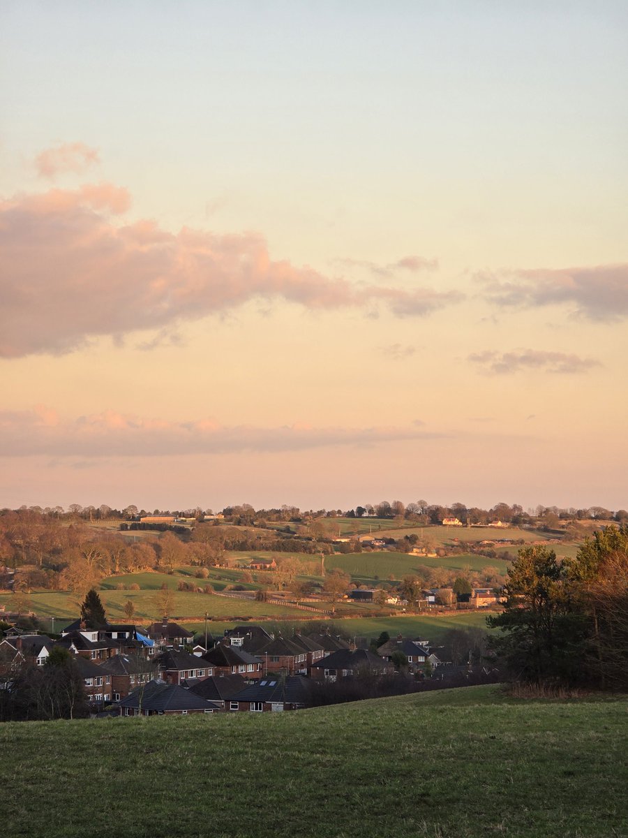 You can see why J.R.R Tolkien got some inspiration from Staffordshire for The Lord of the Rings.

#Staffordshire #uk #home #beautiful #view #countryside