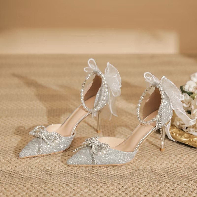 chielahk's tweet image. Rekomendasi Silver FOOTWEAR 

- a thread