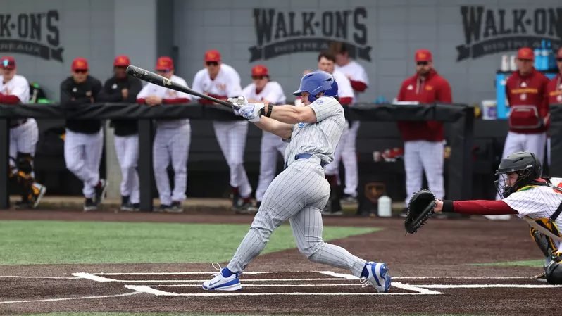Eastern Illinois Athletics (@eiu_panthers) on Twitter photo The <a href="/EIU_Baseball/">EIU Baseball</a> team dropped their series opener at Austin Peay on Friday evening, falling 12-5.
Rossi: 3-4, HR, 2 RBI
Worcester: 2-3, 2B, RBI
Recap⚾️👀⬇️
eiupanthers.com/news/2025/2/28… The <a href="/EIU_Baseball/">EIU Baseball</a> team dropped their series opener at Austin Peay on Friday evening, falling 12-5.
Rossi: 3-4, HR, 2 RBI
Worcester: 2-3, 2B, RBI
Recap⚾️👀⬇️
eiupanthers.com/news/2025/2/28…