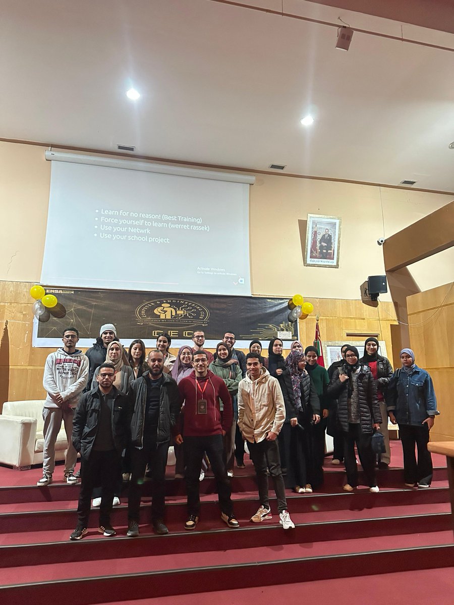 geeksblabla's tweet photo. شكر كبير لكم! 🌟
تحية لكل طلبة ENSA BERRCHID لي حضرو معانا فعاليات GeeksBlabla On Campus! كان لقاء مميز وغني بالمعلومات.
شكر خاص ليوسف العزيزي ومحمد الداودي على مشاركتهم القيمة، وشكر كذلك لإدارة ENSA BERRCHID على دعمهم واستضافتهم.
متشوقين للقاءات المقبلة معكم! 💻🚀
#GeeksBlabla #ENSABerrchid