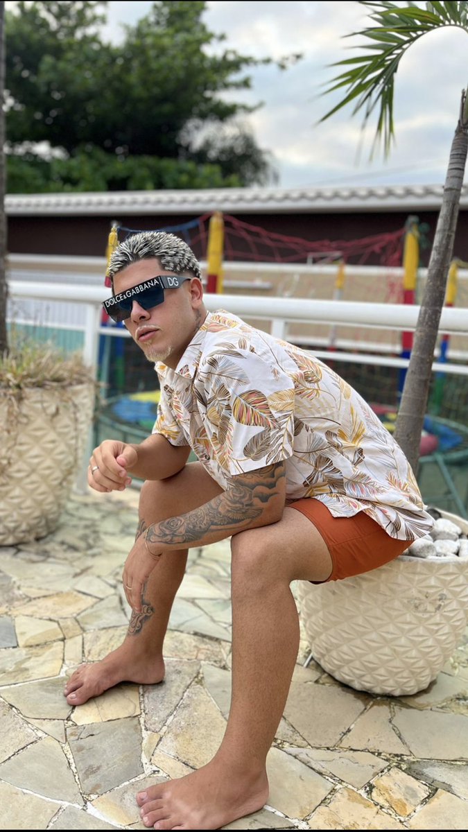 Olá, x 🫨